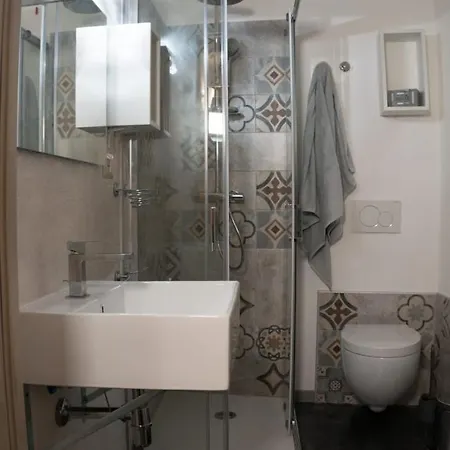 Via Cavour 19, Del Conte Gasthuis Iglesias