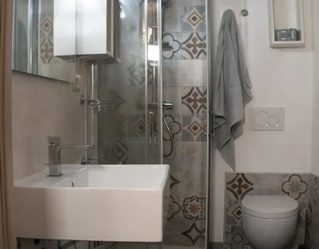 Via Cavour 19, Del Conte بيت ضيافة إيغليزياس